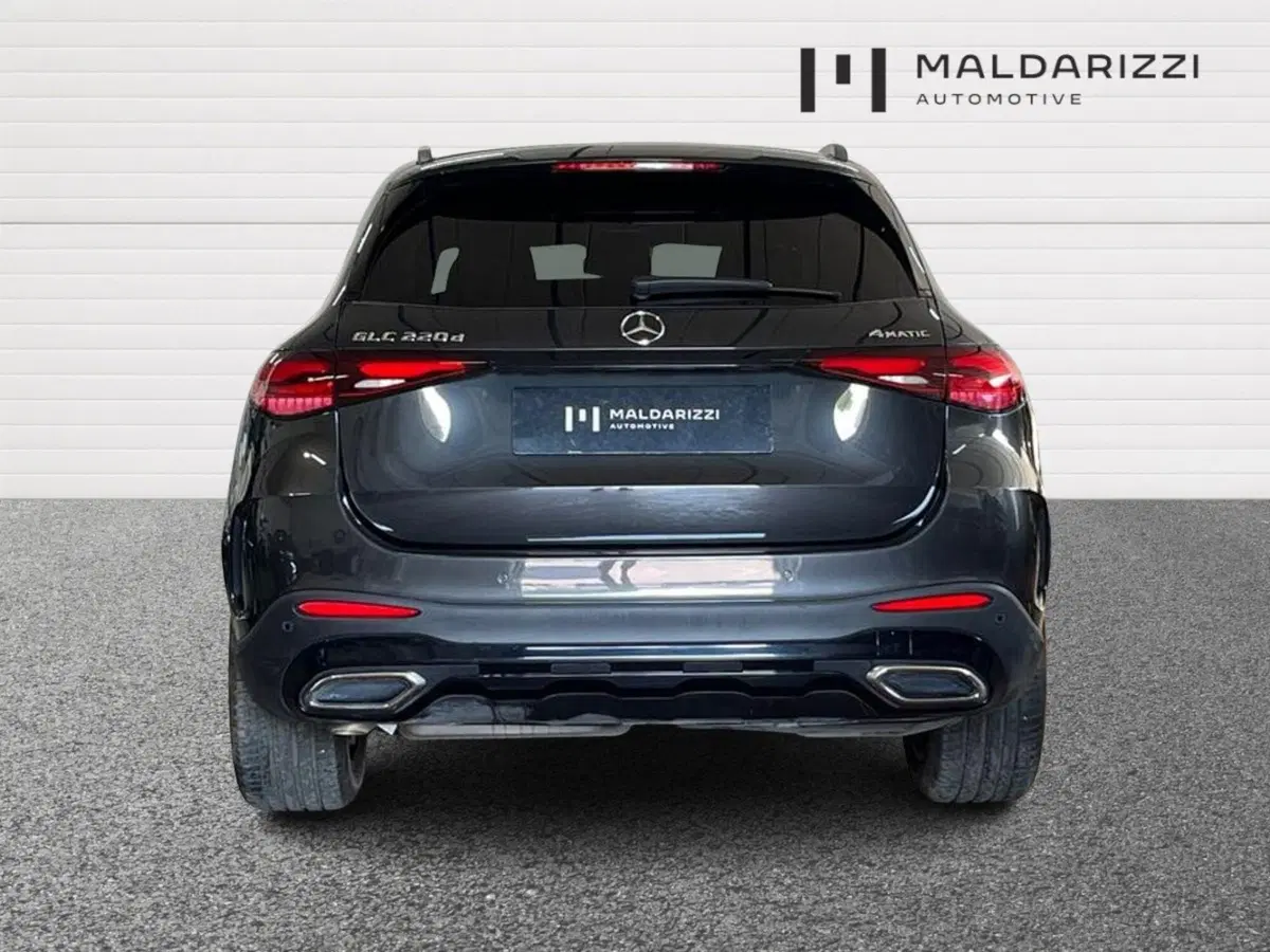 Mercedes-Benz GLC SUV usata a Bari (3)