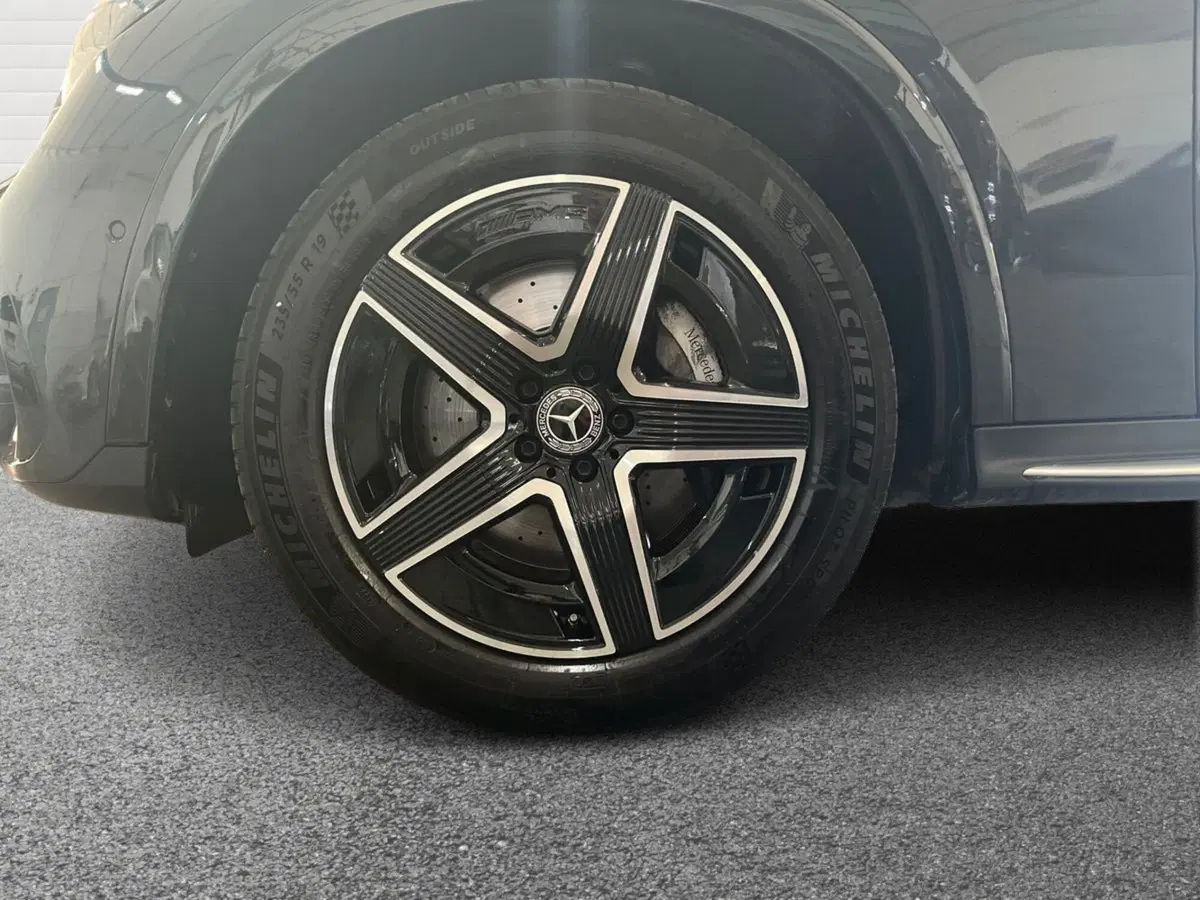 Mercedes-Benz GLC SUV usata a Bari (6)
