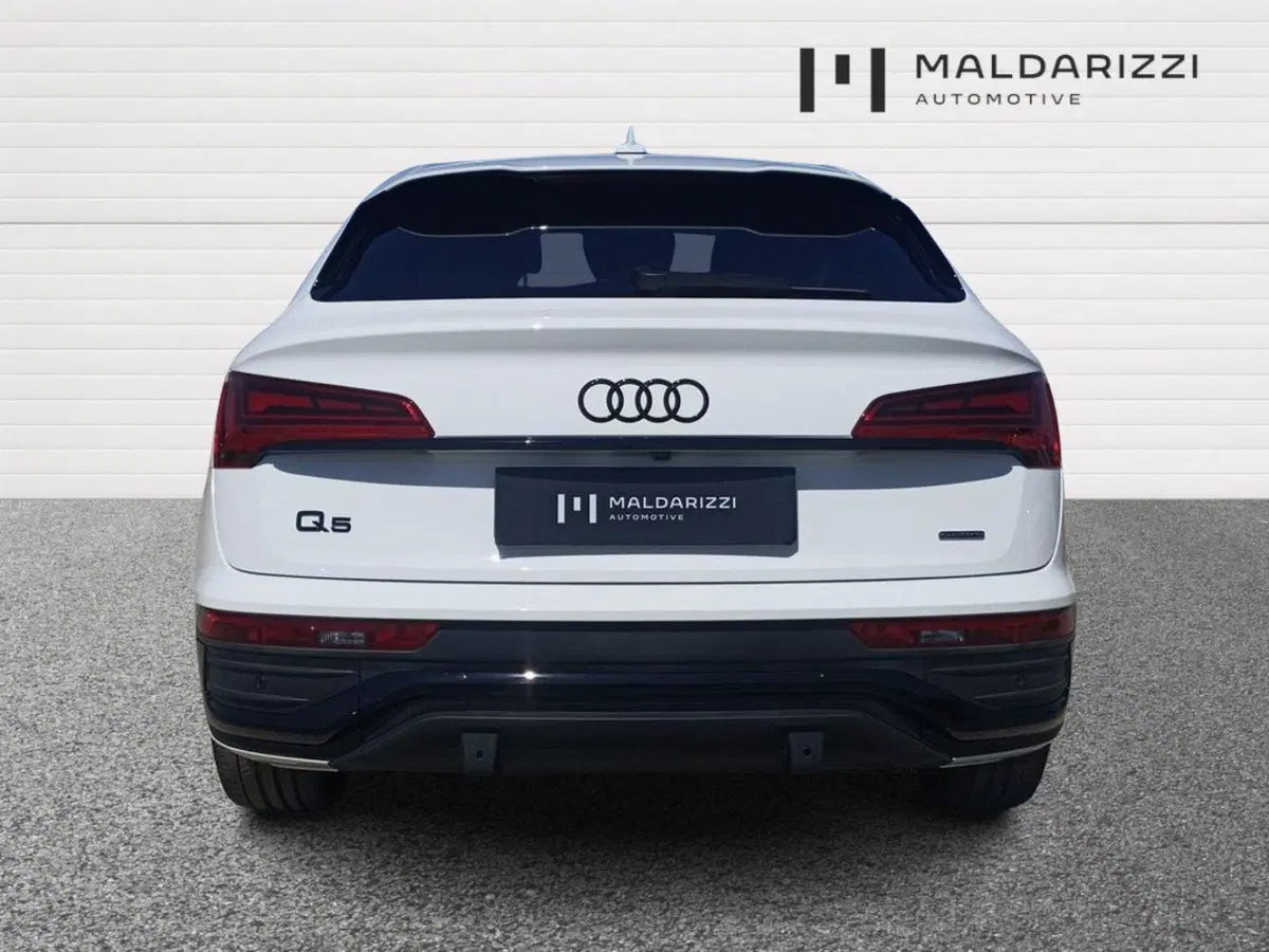 Audi Q5 Sportback usata a Bari (3)