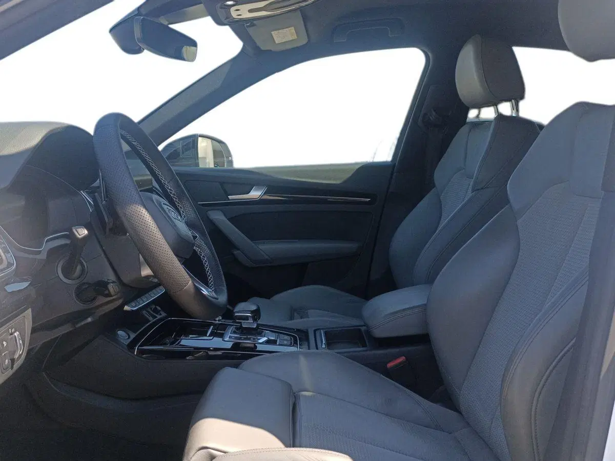 Audi Q5 Sportback usata a Bari (7)