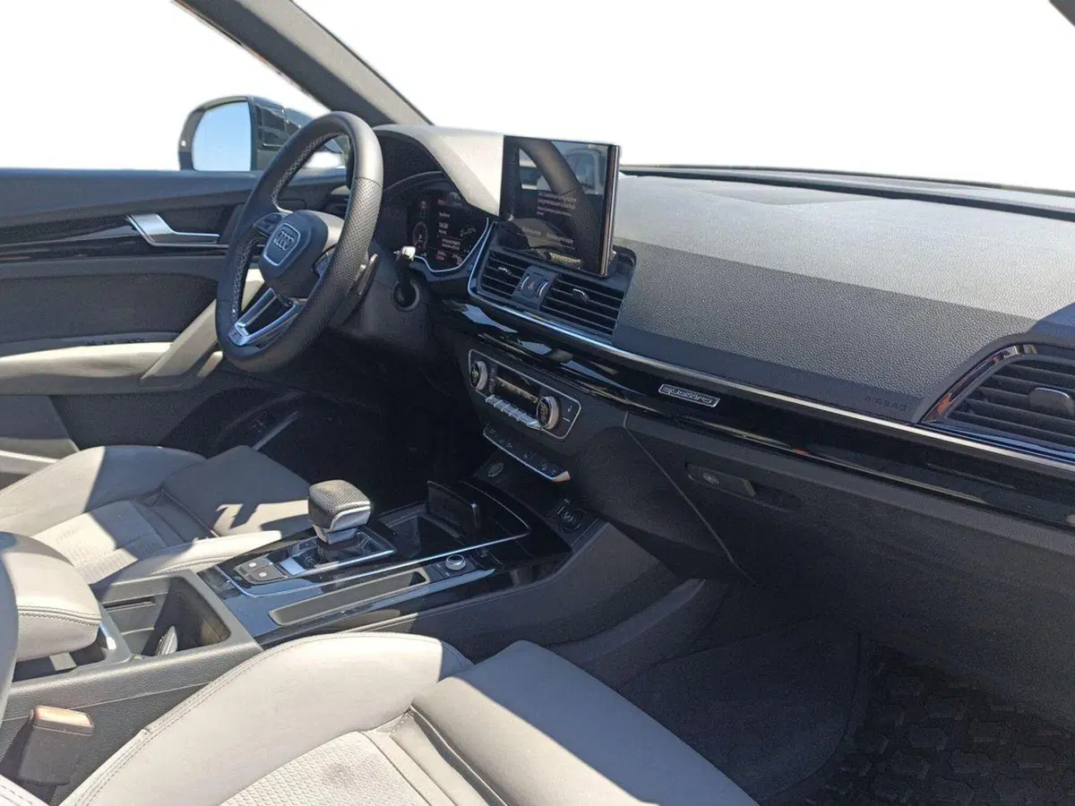 Audi Q5 Sportback usata a Bari (9)