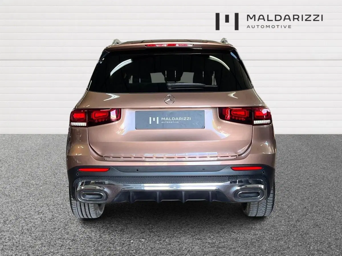 Mercedes-Benz GLB usata a Bari (3)