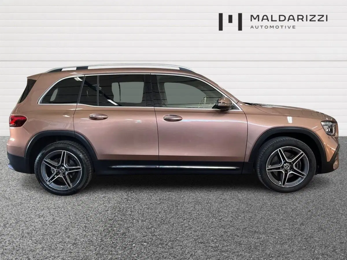 Mercedes-Benz GLB usata a Bari (5)