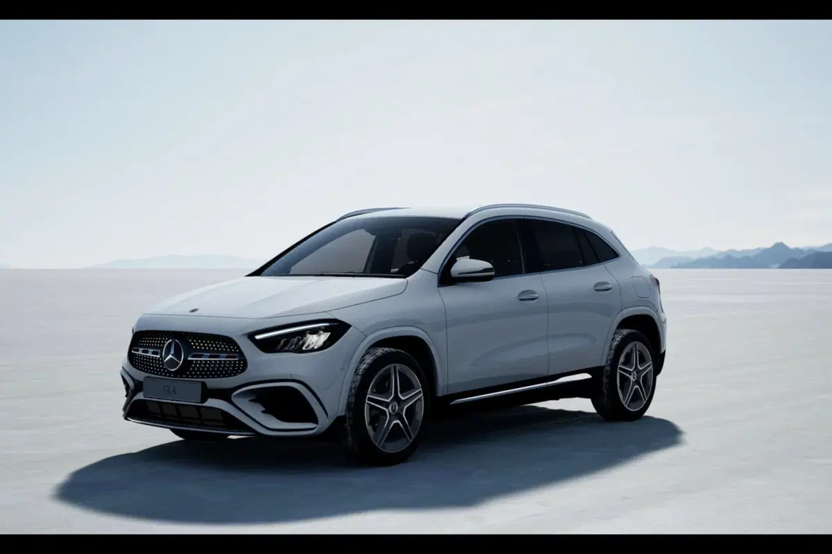 Mercedes-Benz GLA SUV nuova a Pescara