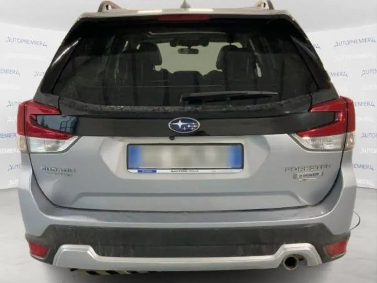 Subaru Forester usata a Como (4)
