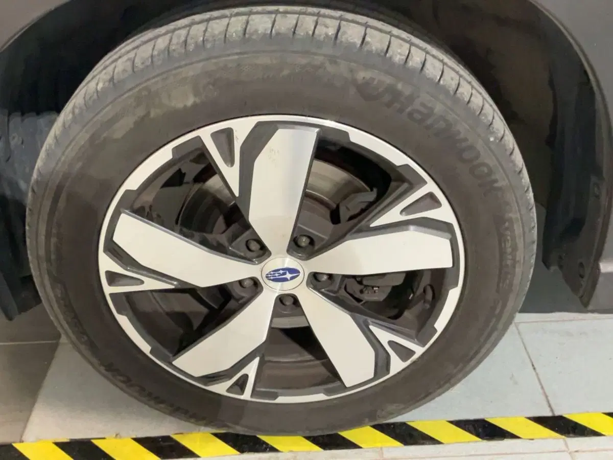 Subaru Forester usata a Como (8)