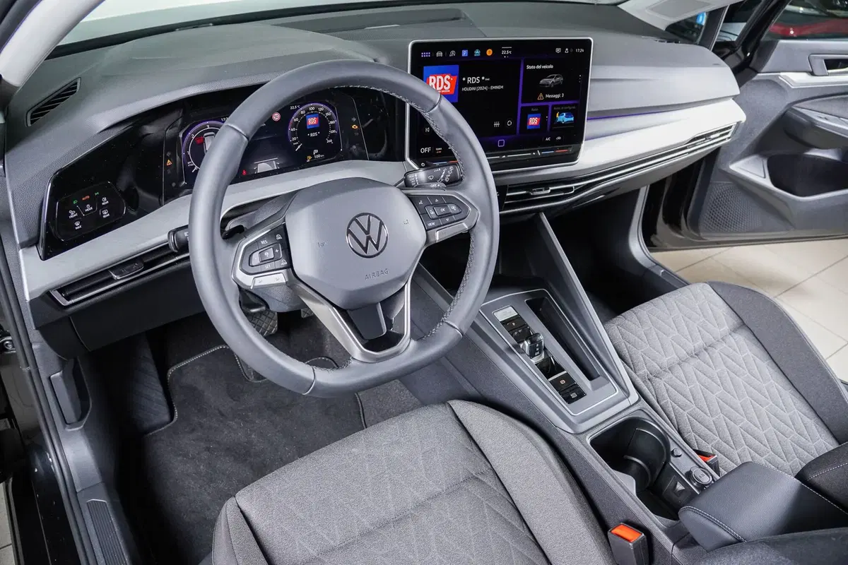 Volkswagen Golf Variant usata a Perugia (14)