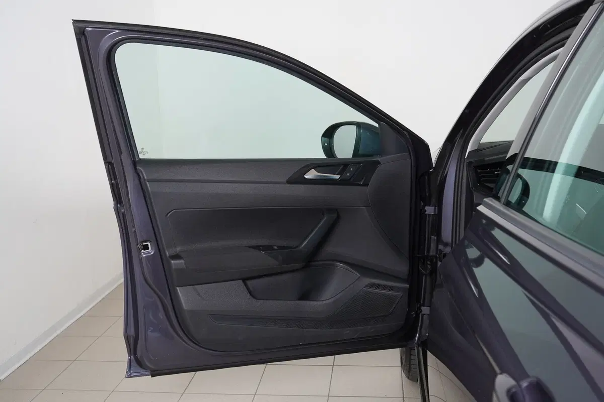 Volkswagen Taigo usata a Perugia (14)