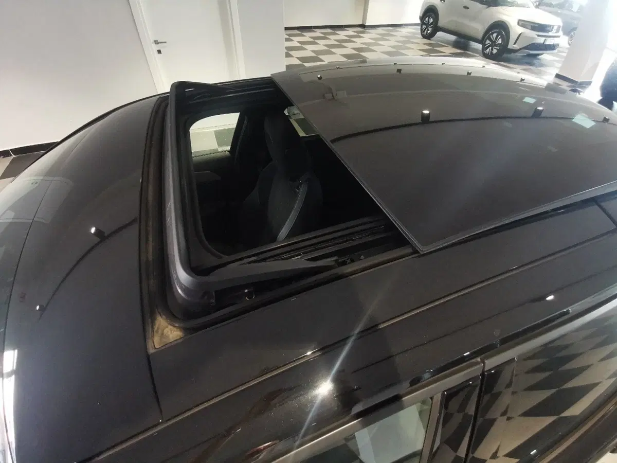 Peugeot 408 usata a Taranto (11)