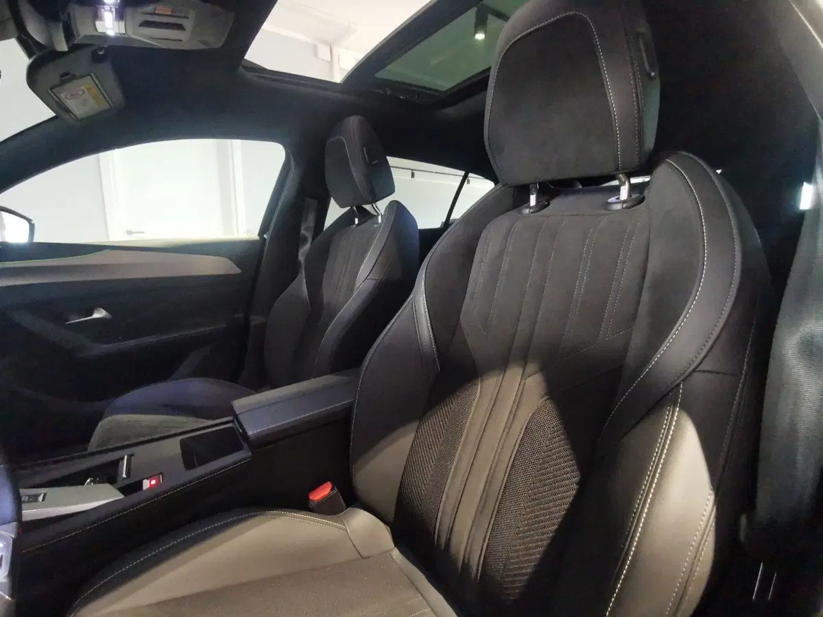 Peugeot 408 usata a Taranto (15)