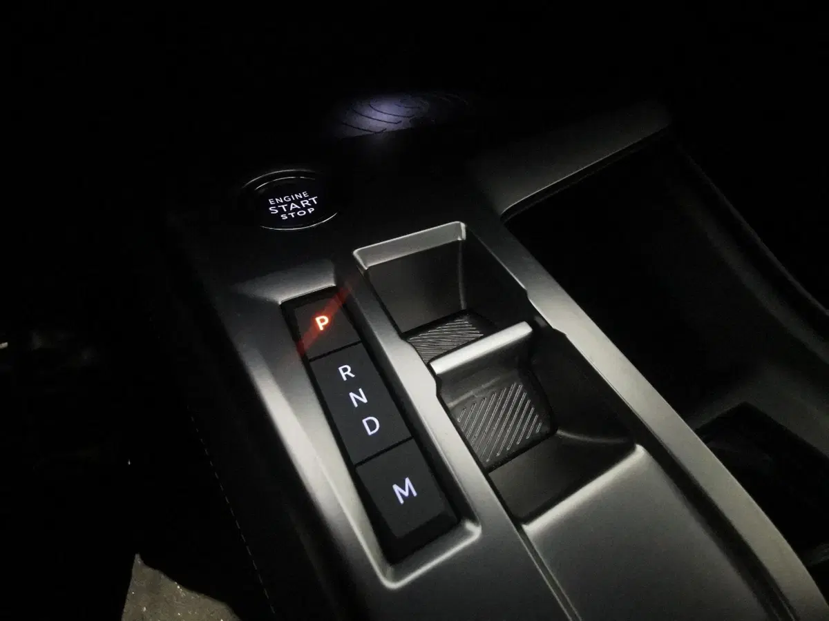 Peugeot 408 usata a Taranto (17)