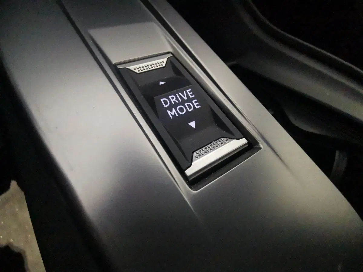 Peugeot 408 usata a Taranto (18)
