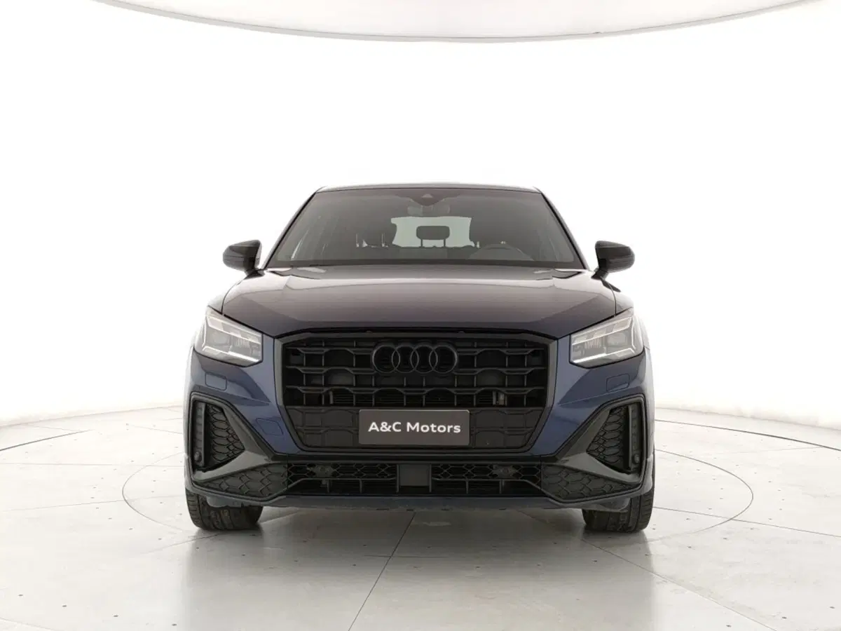 Audi Q2 usata a Napoli (2)