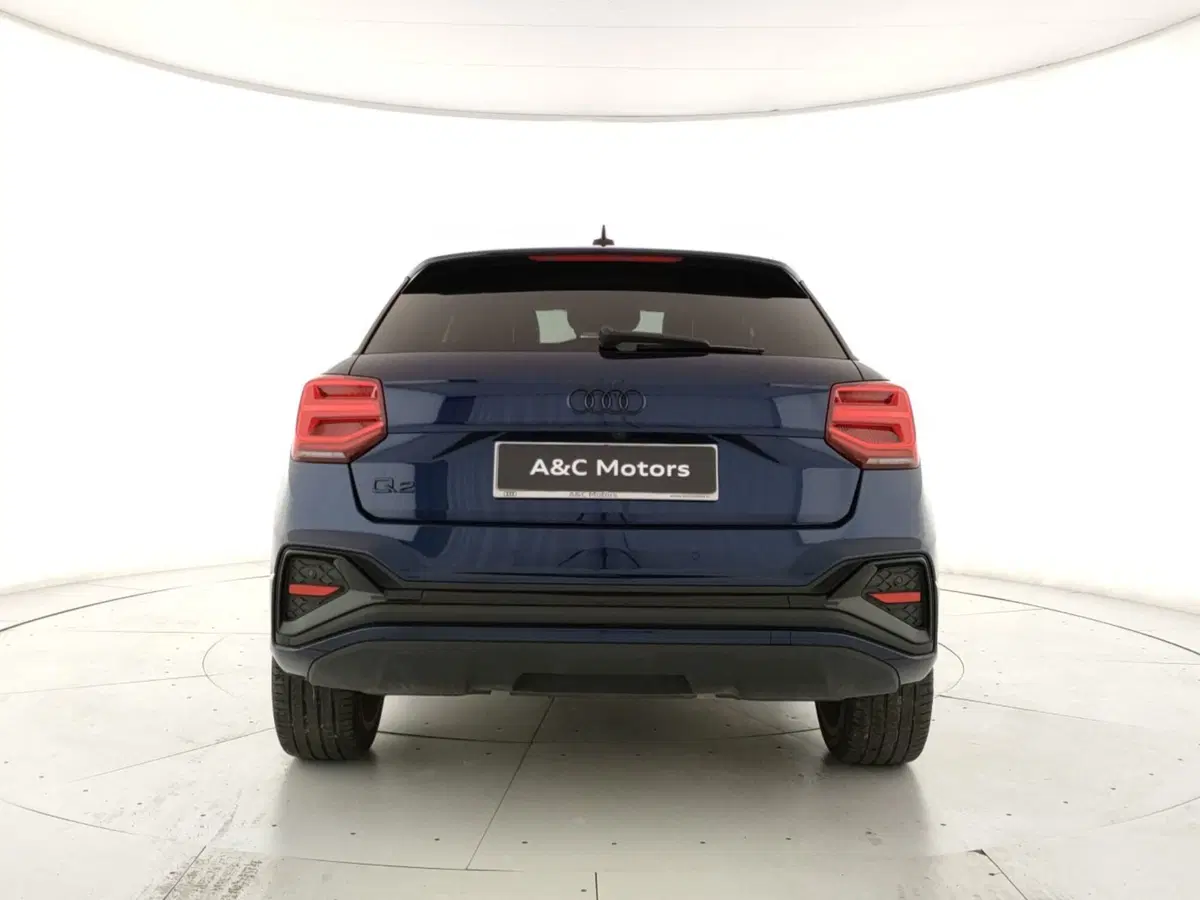 Audi Q2 usata a Napoli (4)