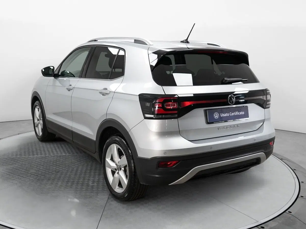 Volkswagen T-Cross usata a Varese (4)