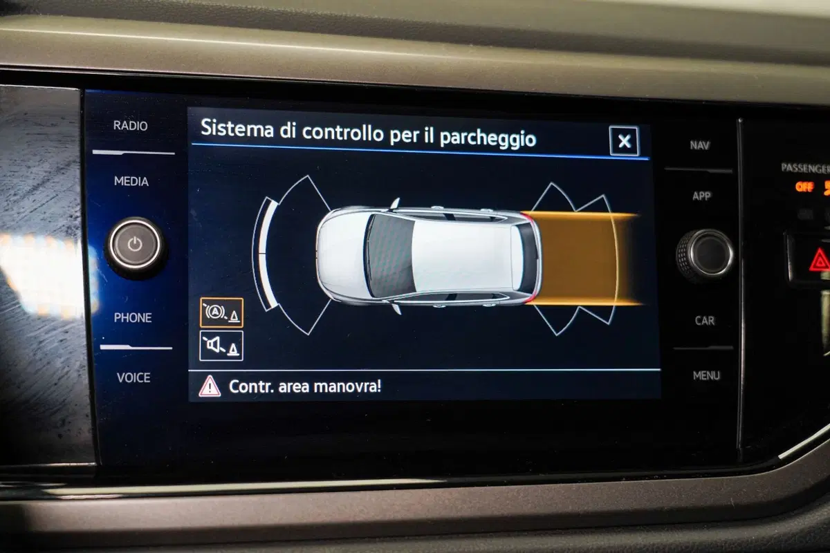 Volkswagen Polo usata a Varese (14)