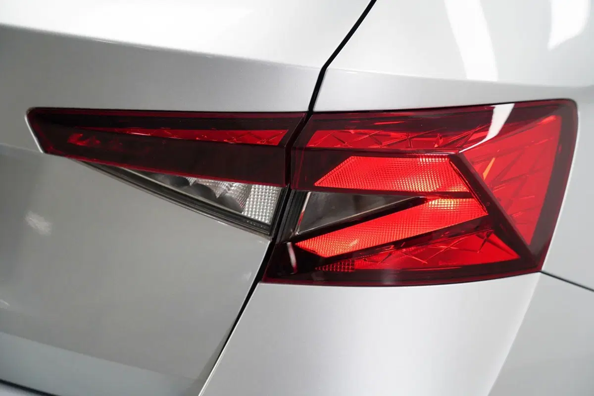 Skoda Fabia usata a Varese (8)