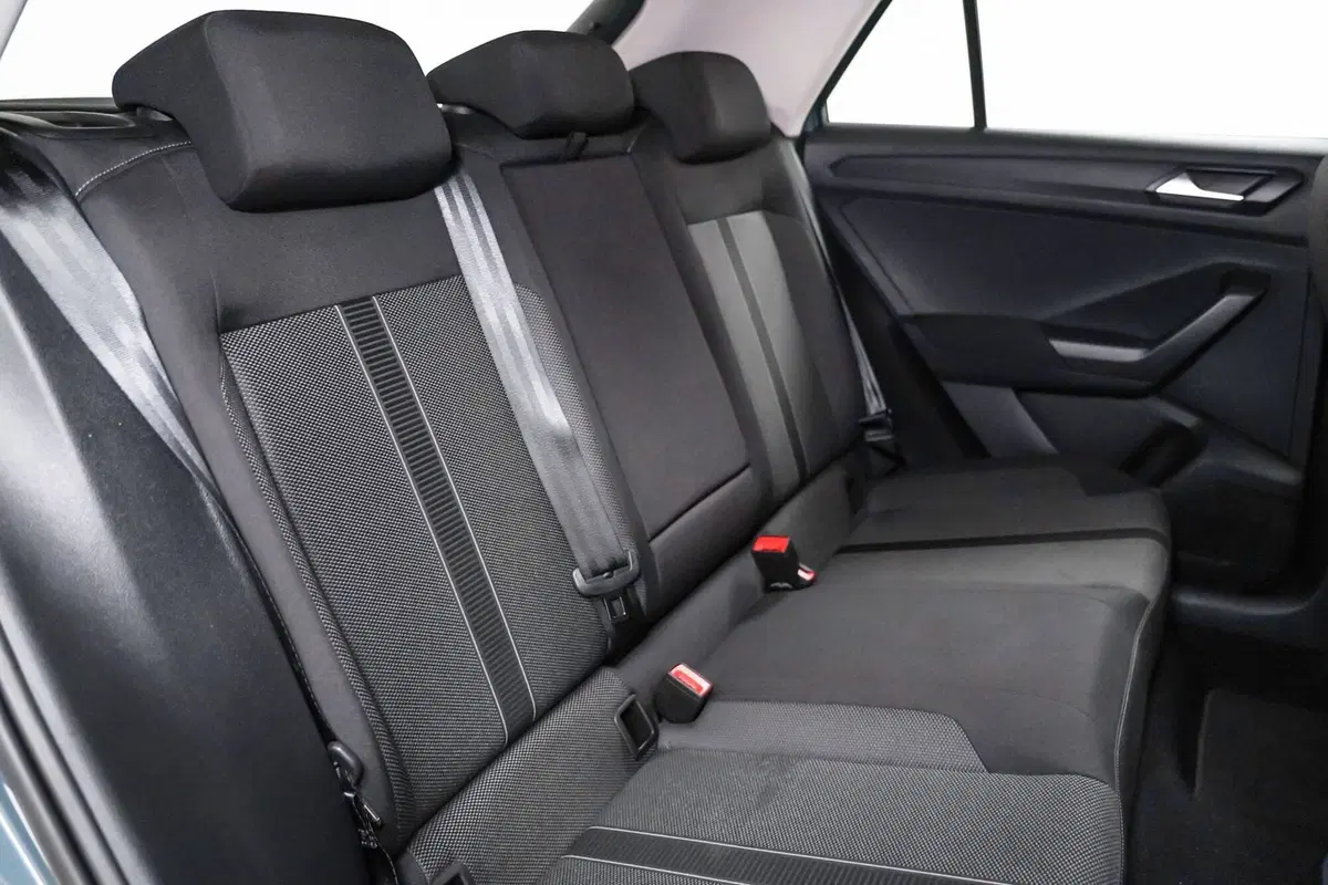 Volkswagen T-Roc usata a Varese (14)