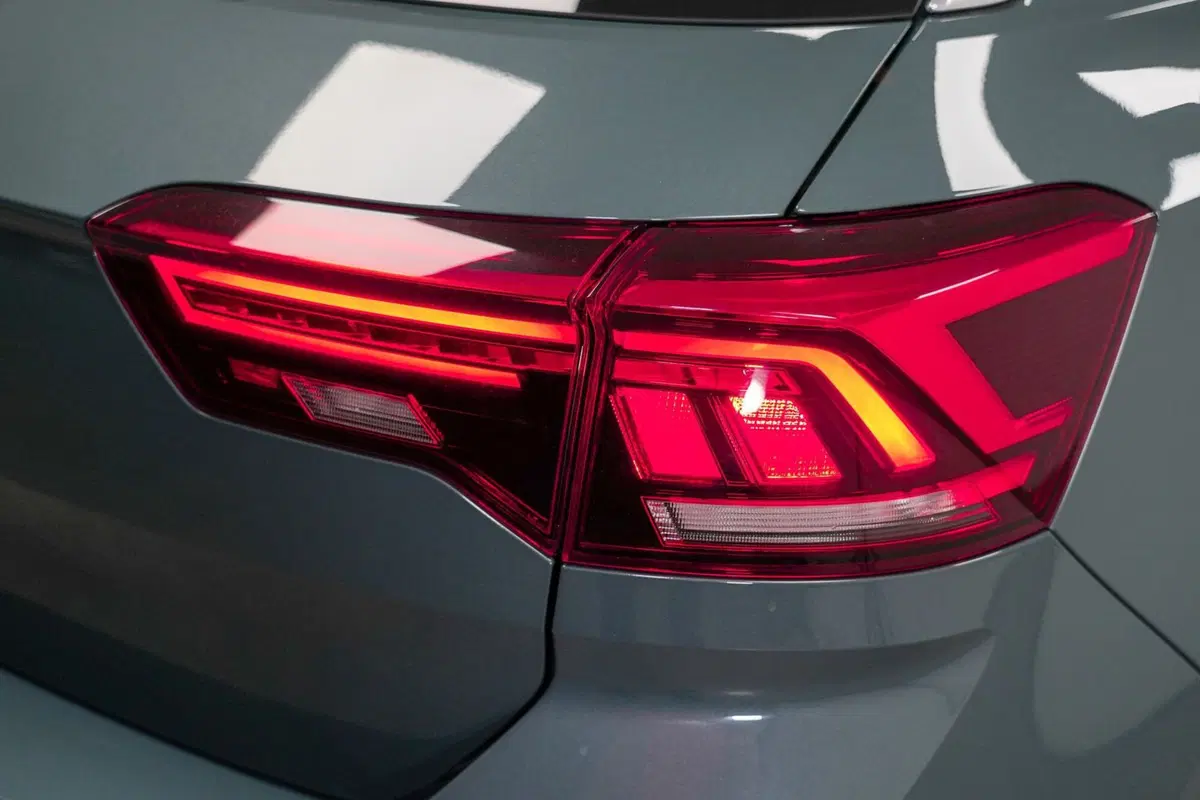 Volkswagen T-Roc usata a Varese (8)