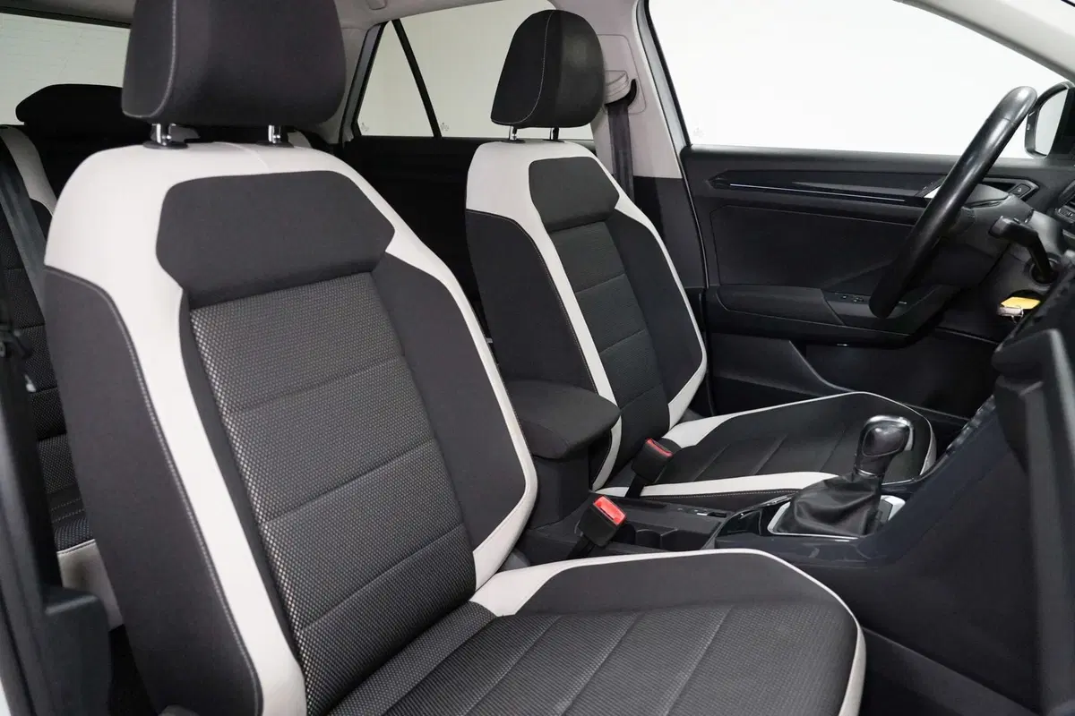 Volkswagen T-Roc usata a Varese (13)