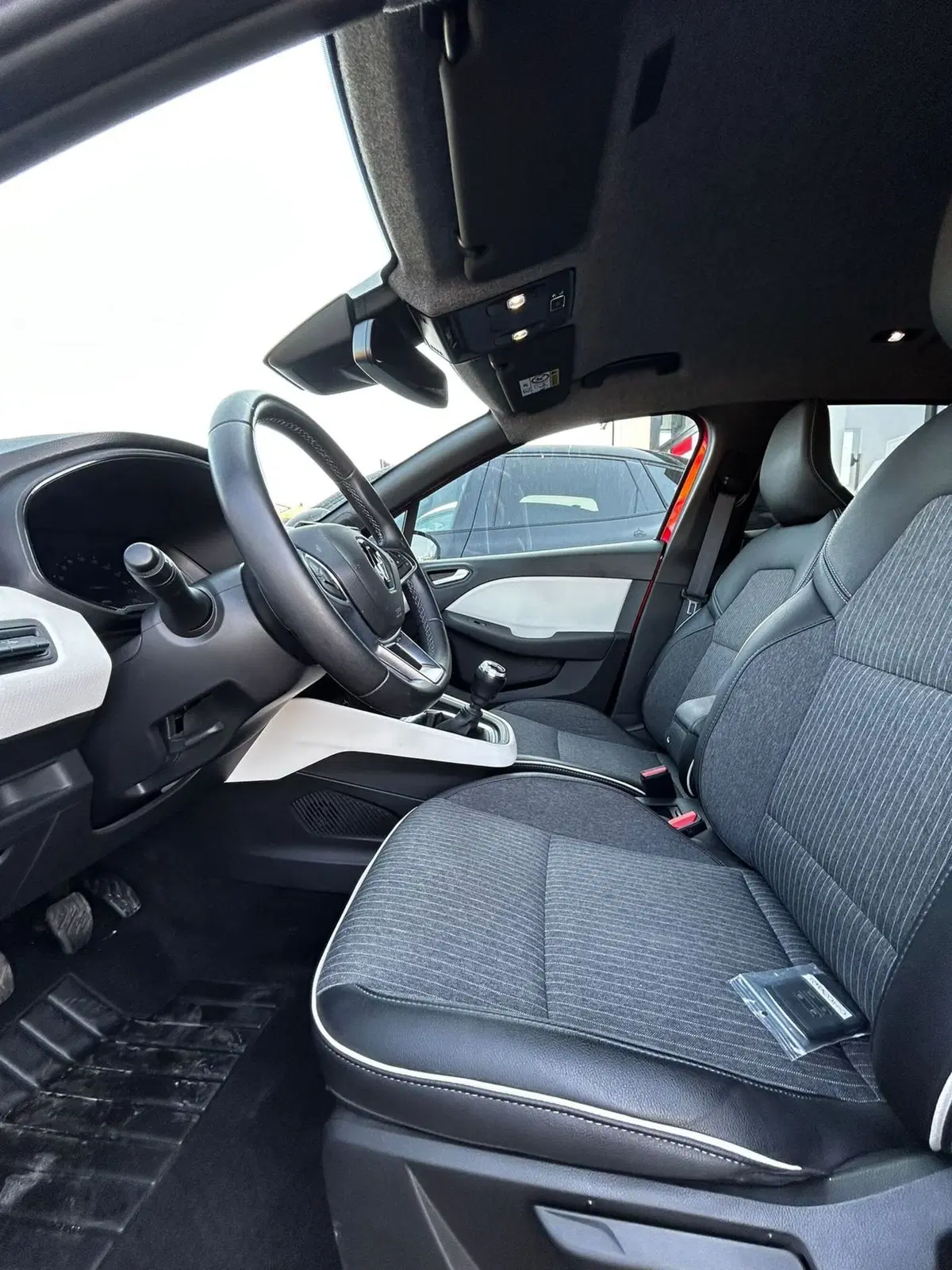 Renault Clio usata a Roma (14)