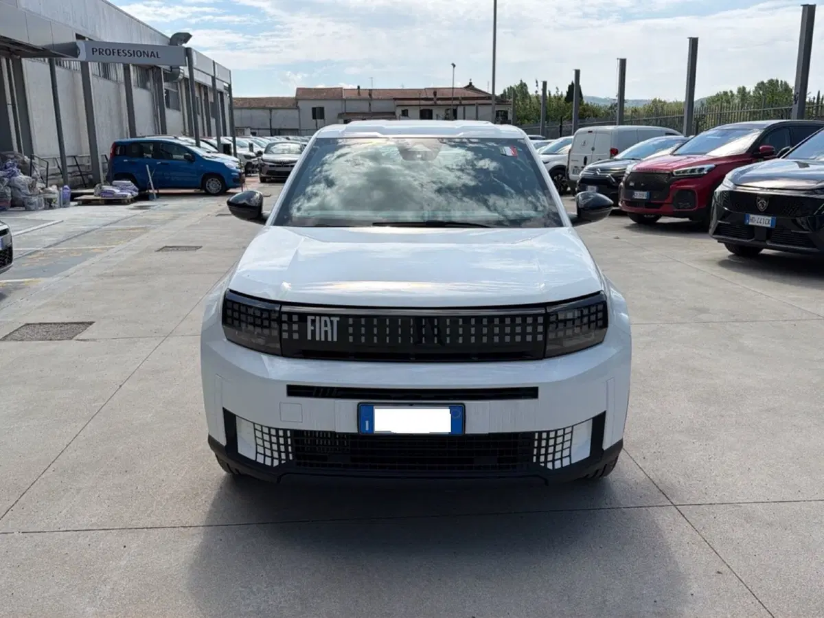Fiat Grande Panda nuova a Frosinone (5)
