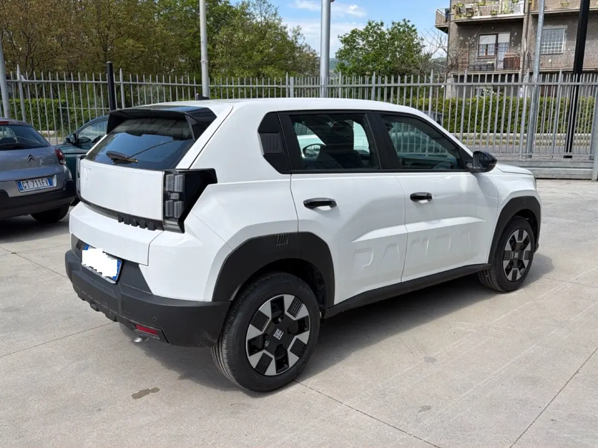 Fiat Grande Panda nuova a Frosinone (6)