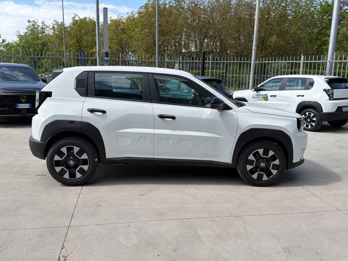 Fiat Grande Panda nuova a Frosinone (7)