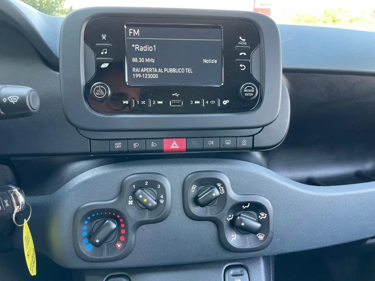 Fiat Panda Cross usata a Ancona (13)