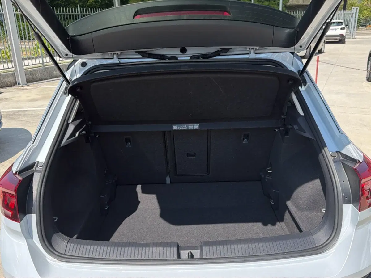 Volkswagen T-Roc usata a Frosinone (11)