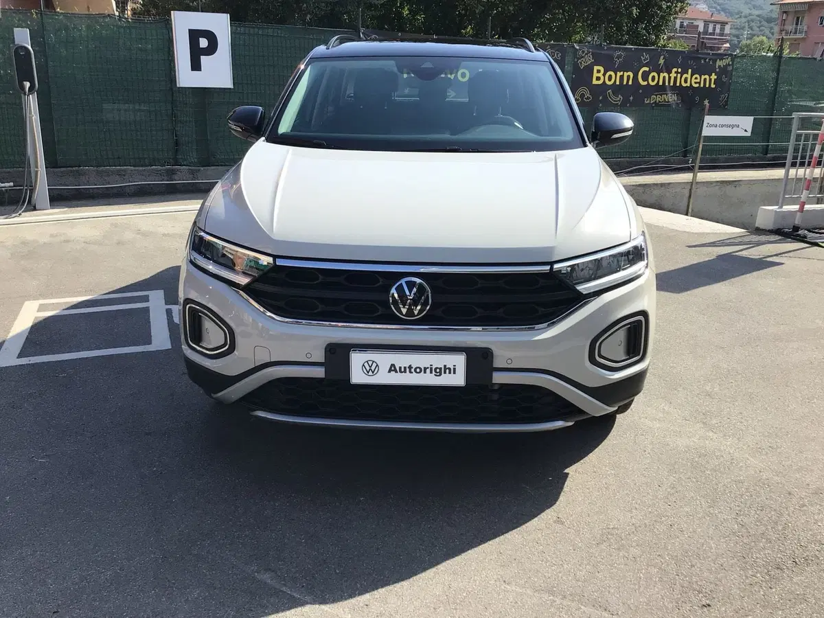 Volkswagen T-Roc usata a Genova (2)