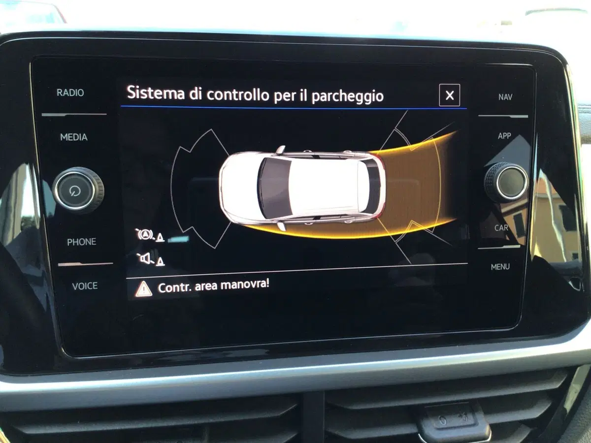 Volkswagen T-Roc usata a Genova (20)