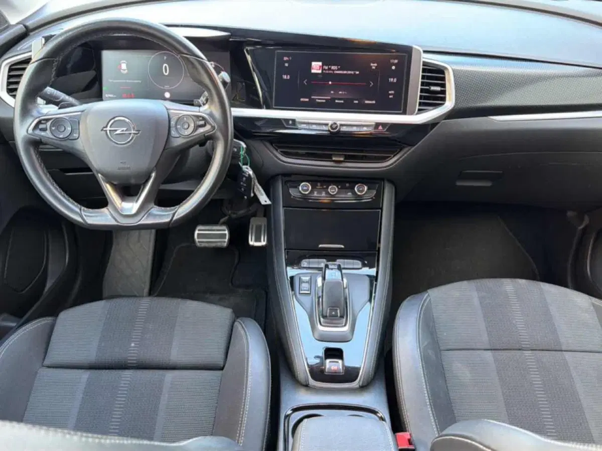 Opel Grandland usata a Foggia (12)