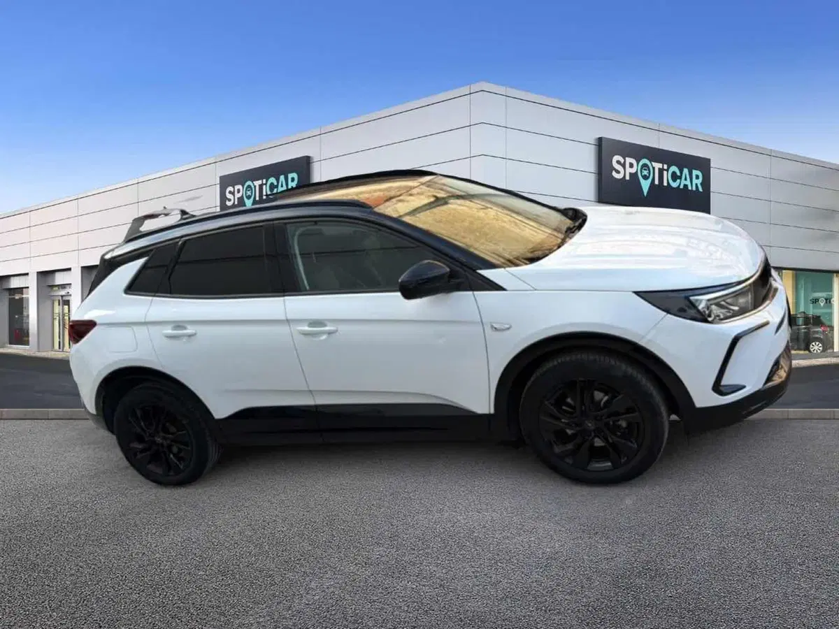 Opel Grandland usata a Foggia (4)