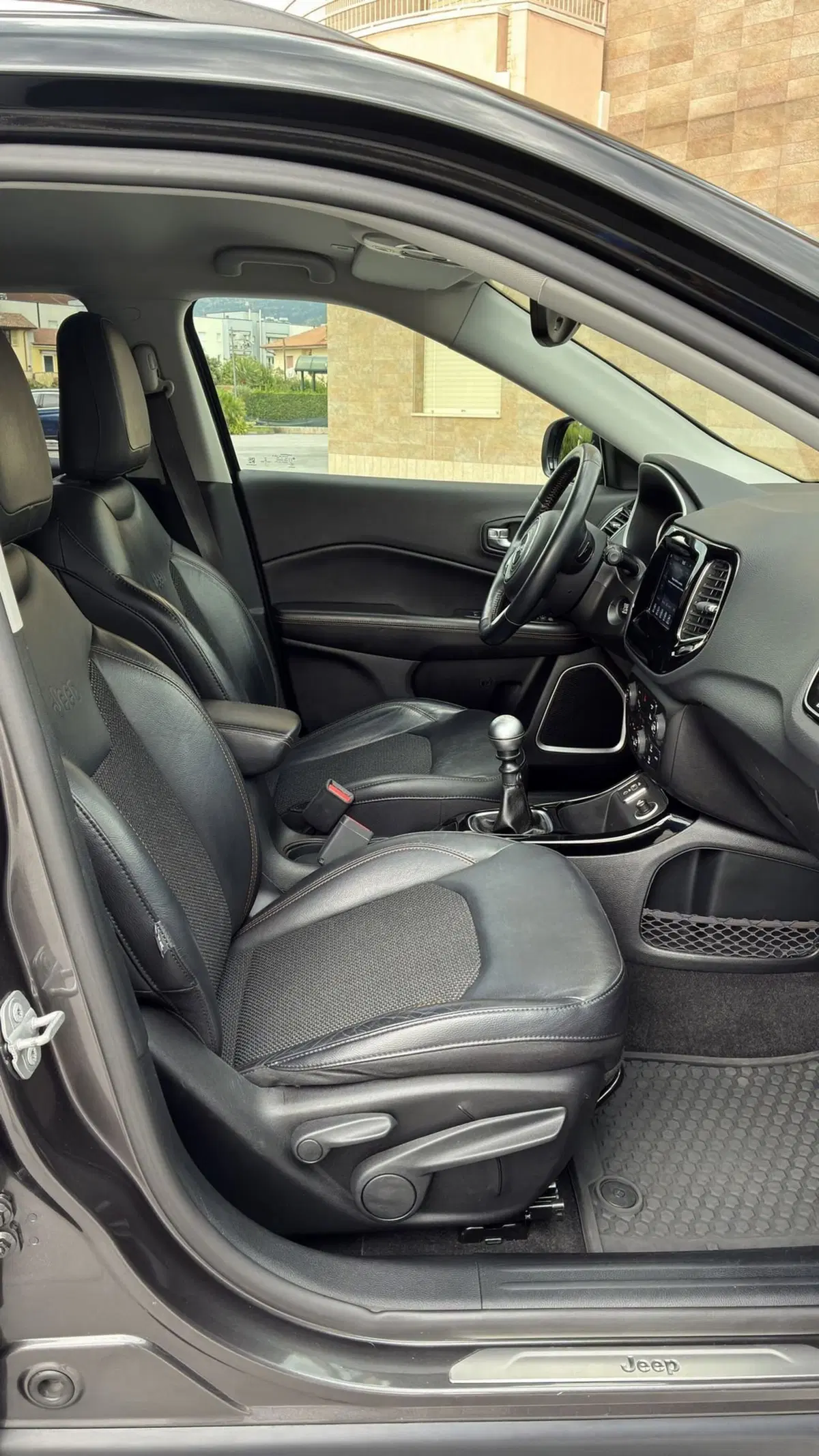 Jeep Compass usata a Frosinone (13)