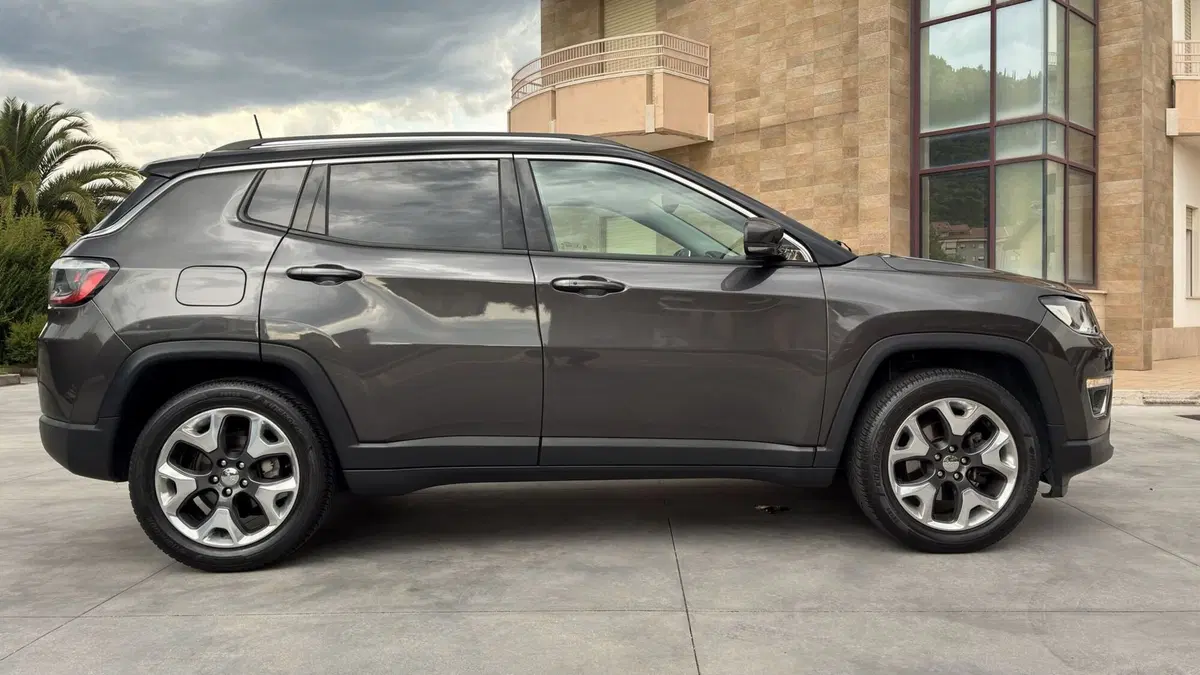 Jeep Compass usata a Frosinone (7)