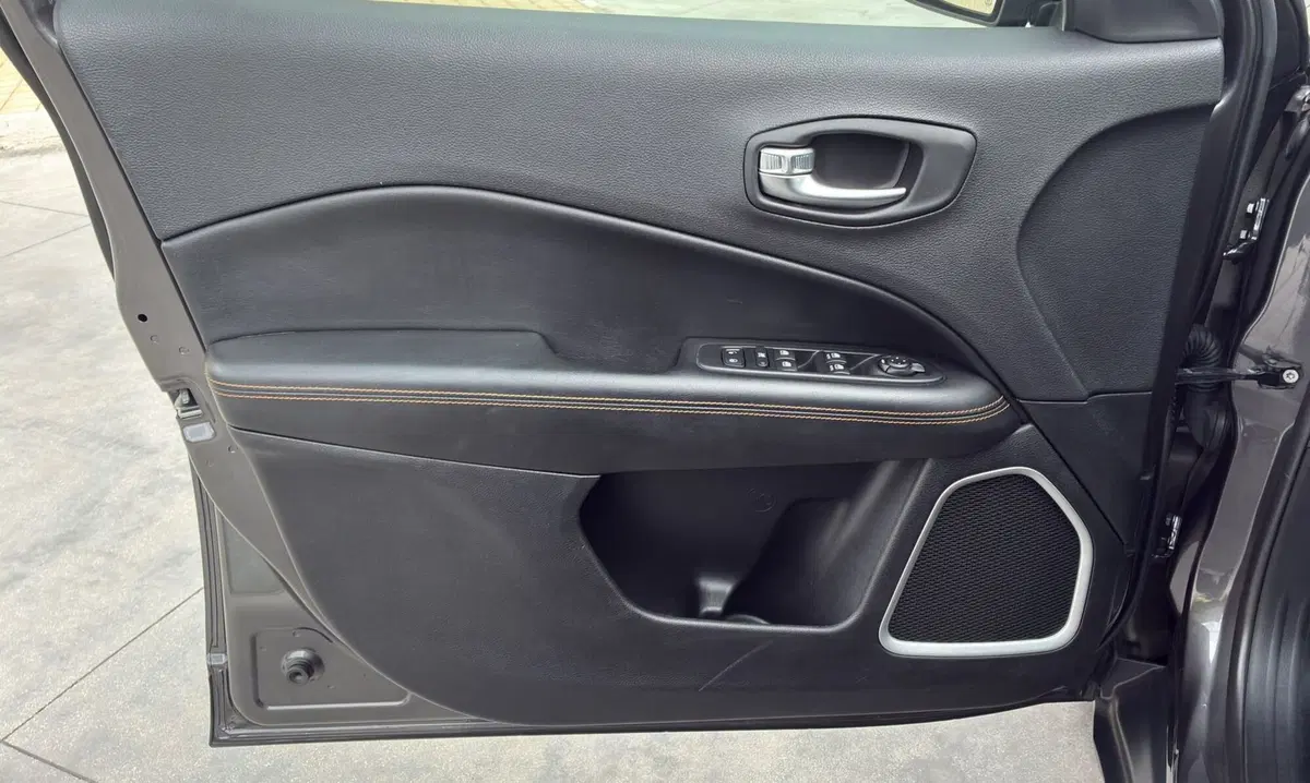 Jeep Compass usata a Frosinone (9)