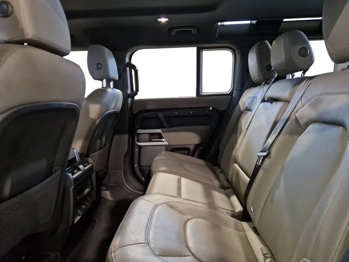 Land Rover Defender usata a Firenze (5)