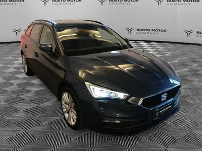 SEAT Leon ST Sportstourer 2.0 TDI 150 CV 4Drive DSG Business del 2023 usata a Varese