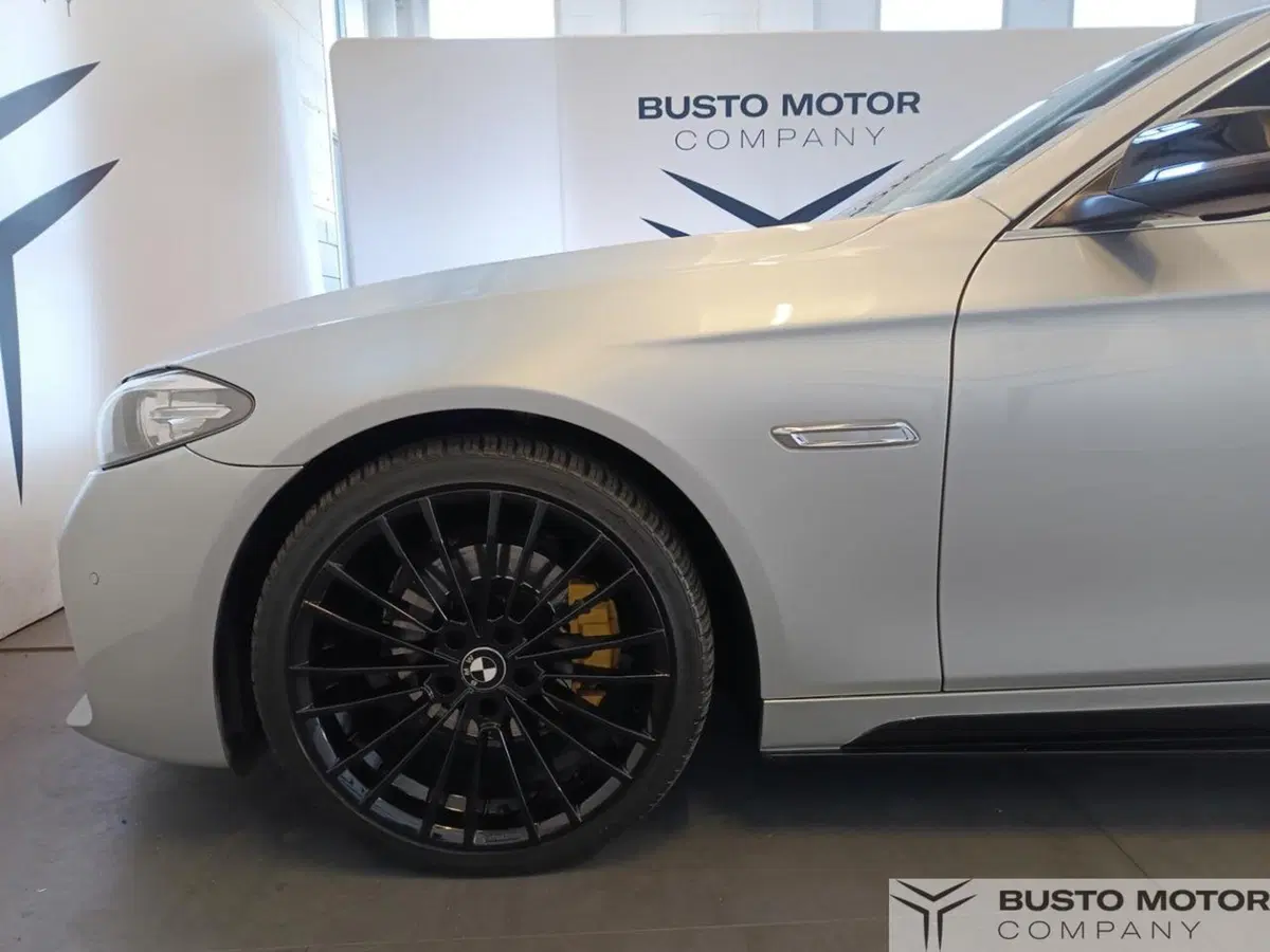 BMW Serie 5 Touring usata a Varese (7)