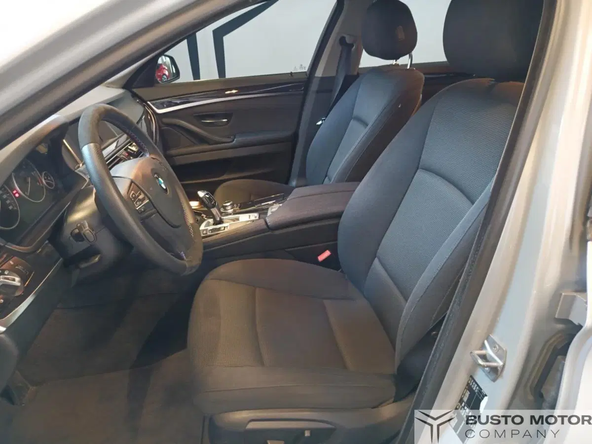 BMW Serie 5 Touring usata a Varese (8)
