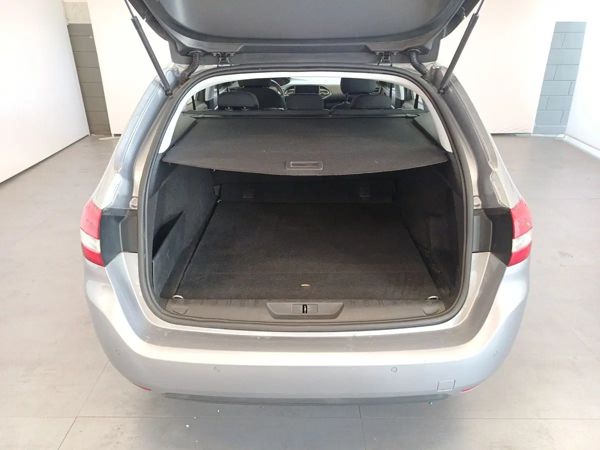 Peugeot 308 SW usata a Varese (10)