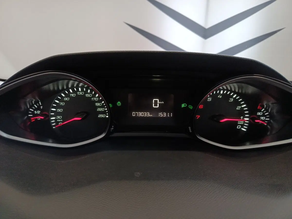 Peugeot 308 SW usata a Varese (12)