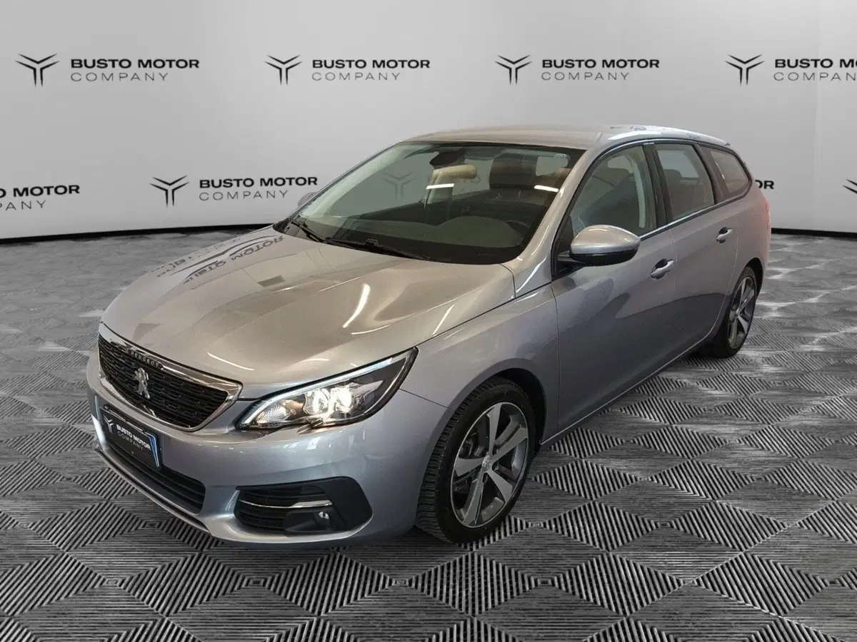 Peugeot 308 SW usata a Varese (3)