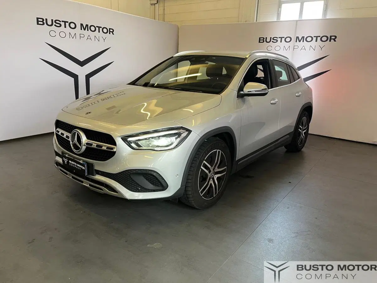 Mercedes-Benz GLA SUV usata a Varese (3)