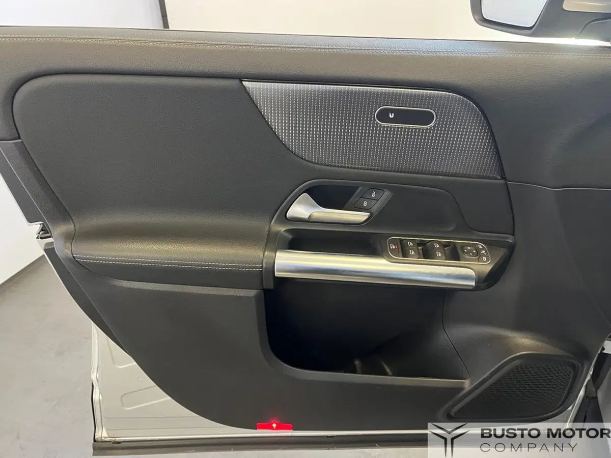 Mercedes-Benz GLA SUV usata a Varese (7)
