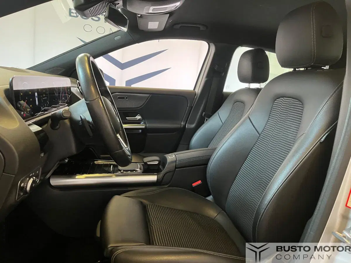 Mercedes-Benz GLA SUV usata a Varese (8)