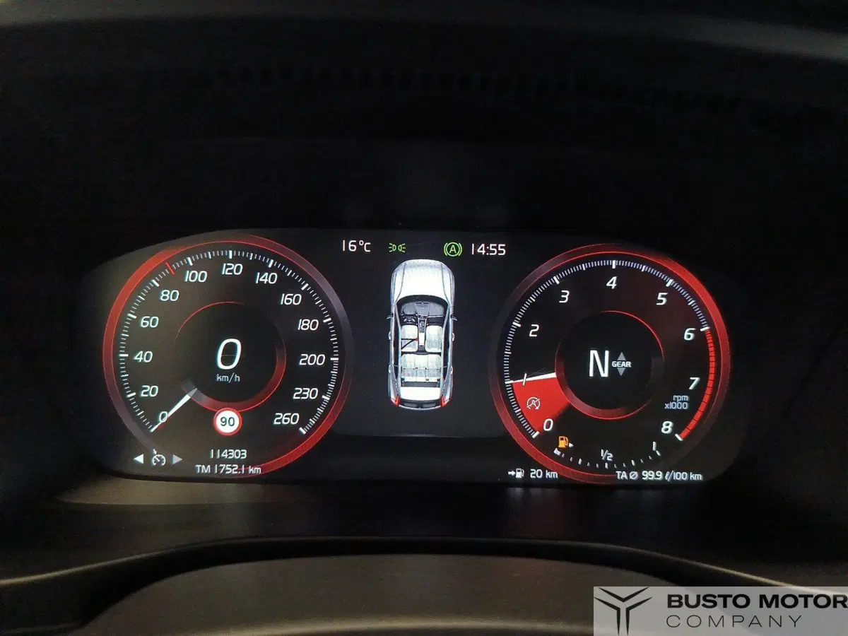 Volvo XC40 usata a Varese (11)
