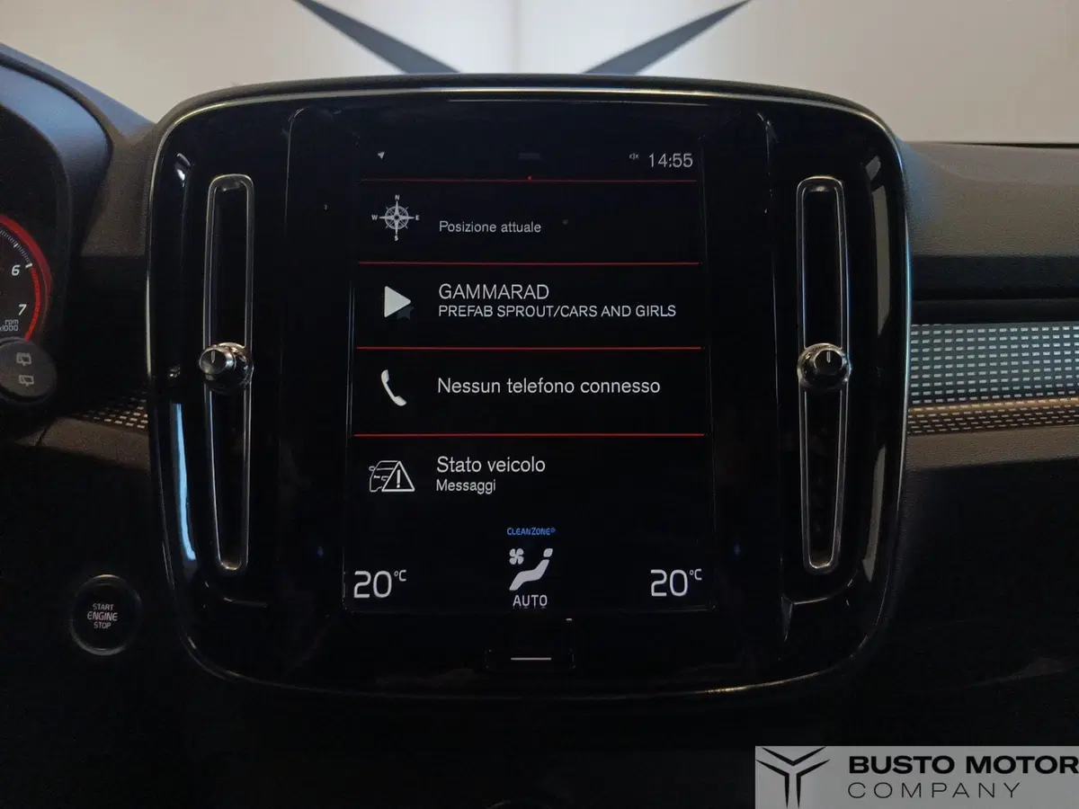 Volvo XC40 usata a Varese (12)