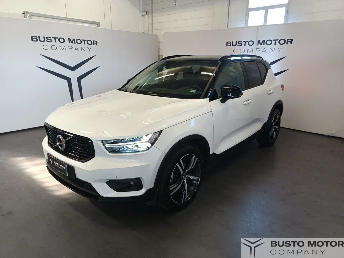 Volvo XC40 usata a Varese (3)